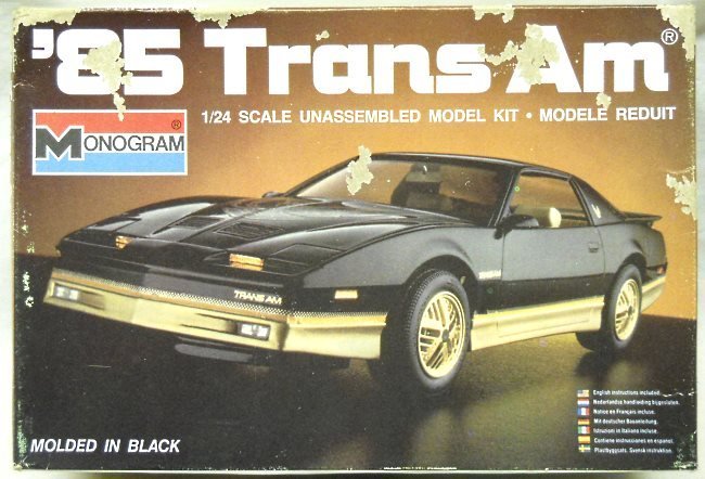 Monogram 1/24 1985 Pontiac Trans Am, 2224 plastic model kit